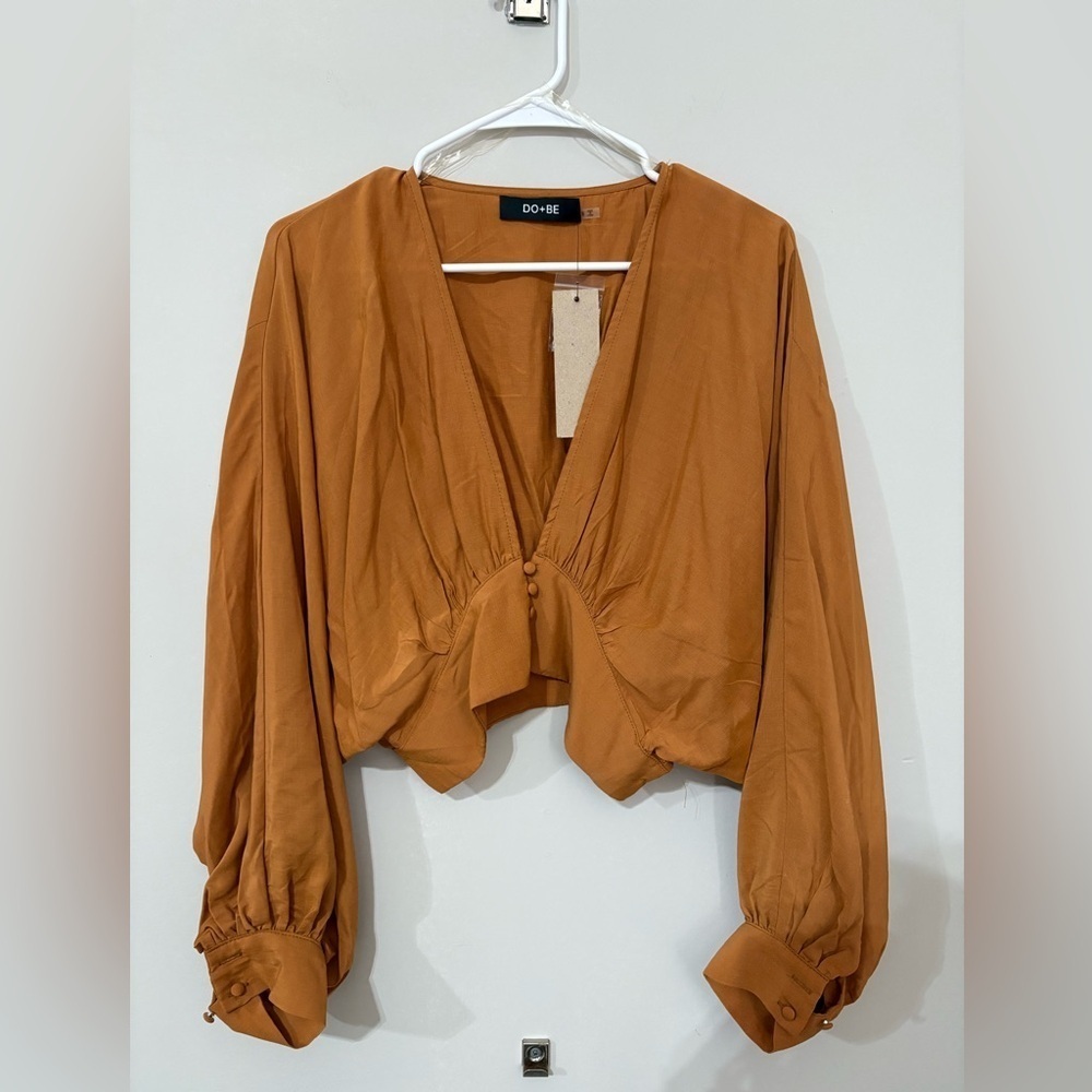 Do+Be Women's V-Neck Blouse S NWTs - Picture 2 of 11
